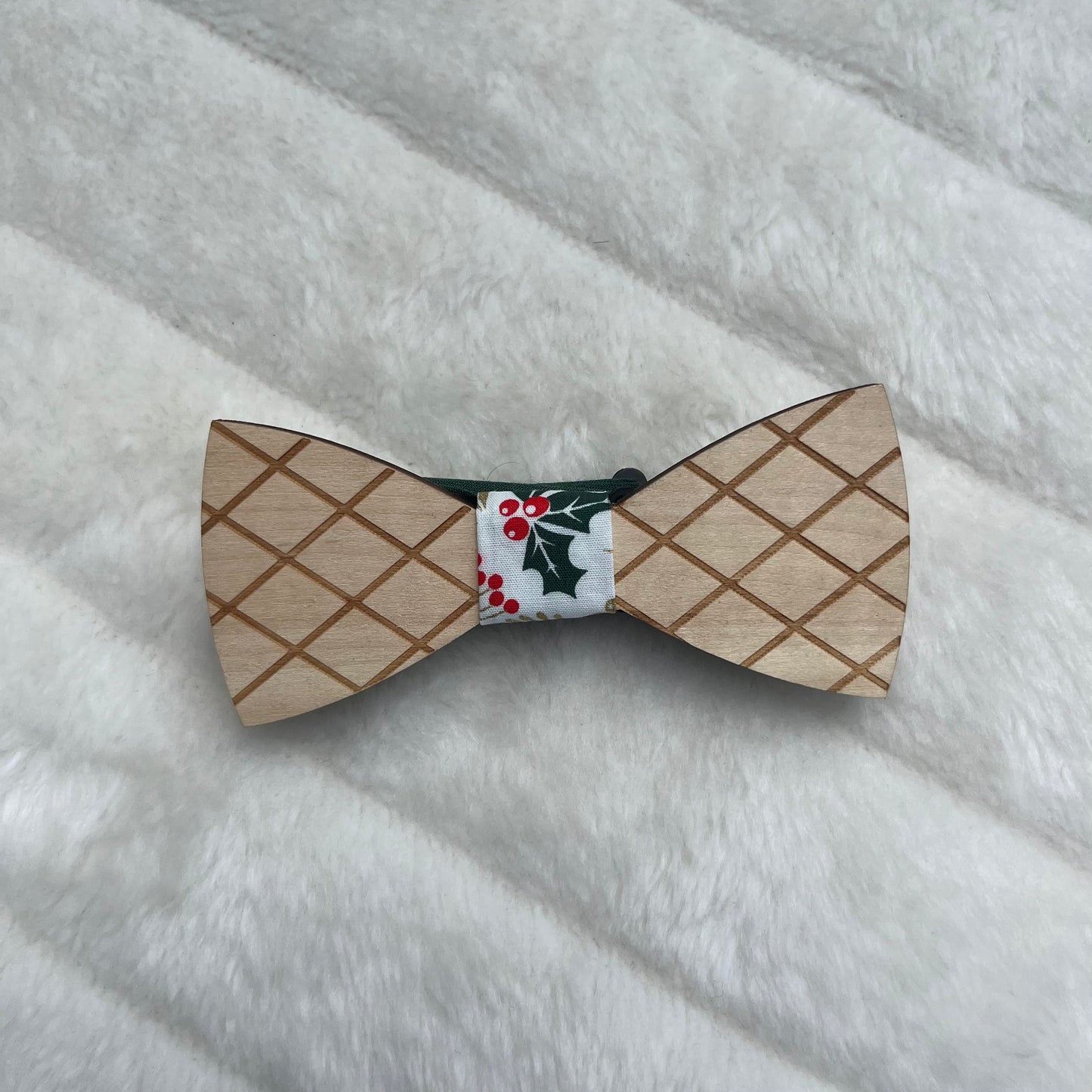 Nœud papillon en bois avec tissu de Noël