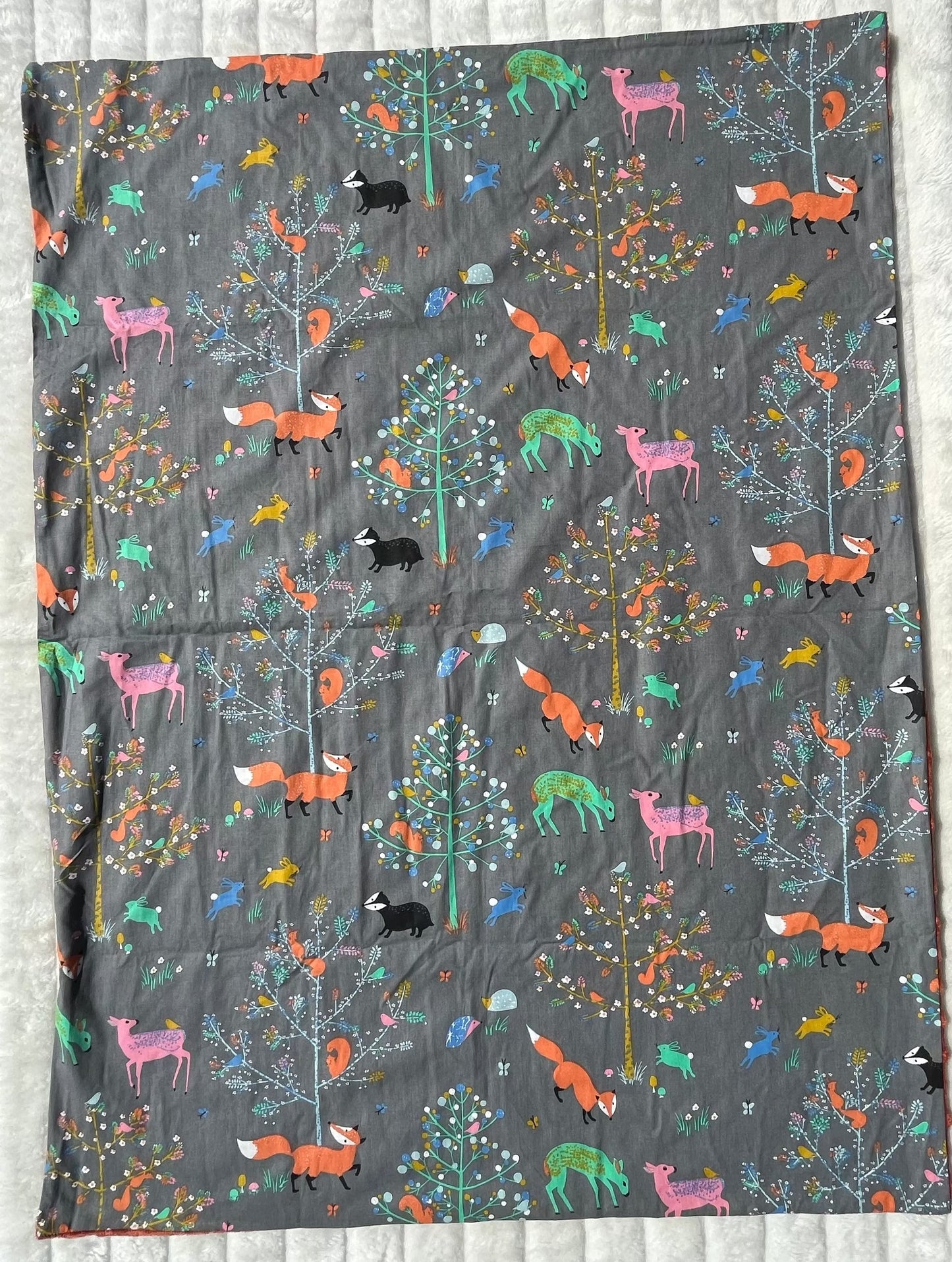 Plaid à motif forestier
