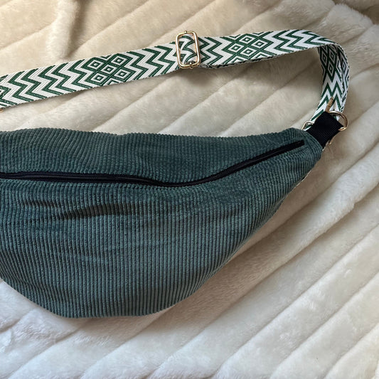 Sac banane XL, velours vert et sa sangle verte