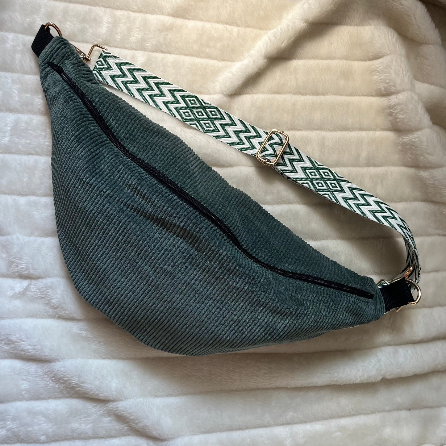 Sac banane XL, velours vert et sa sangle verte